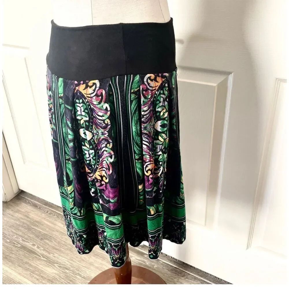 Ric Rac green pattern skirt - Picture 6 of 12